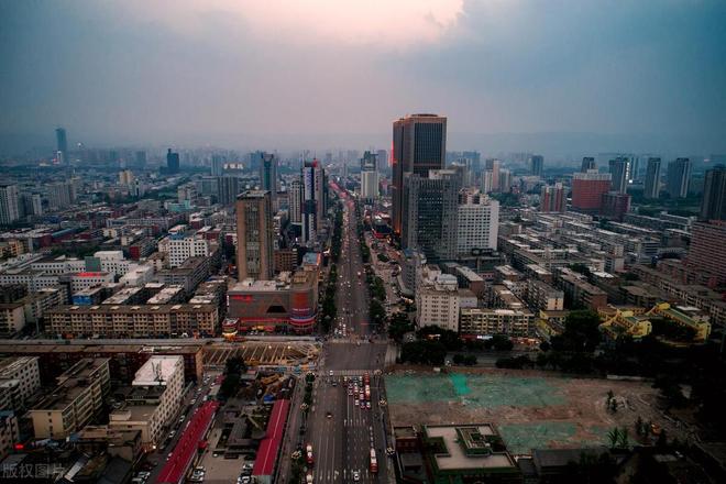 太原深巷中的秘密花园,探寻太原特色小店之谜